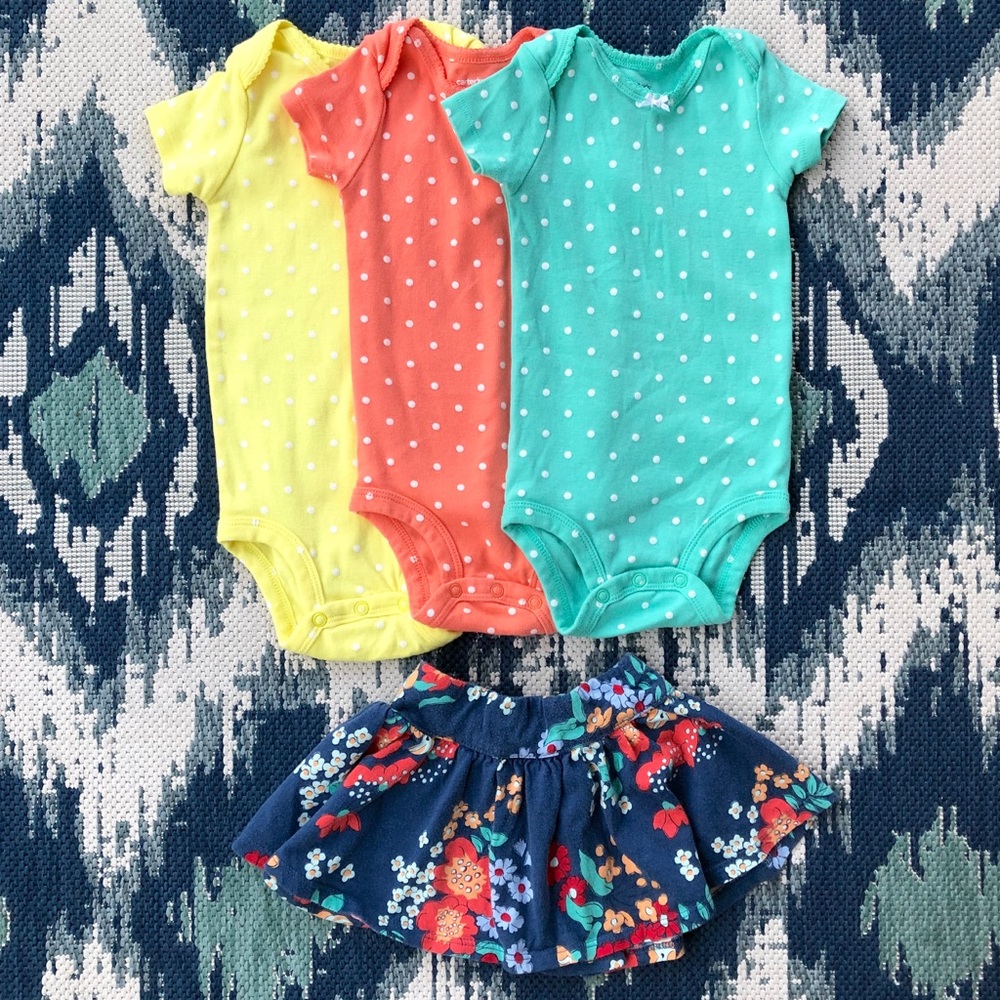 Girls 12M Onesies w/Skirt & Free PJ Bottoms EUC🌸 - Picture 3 of 6